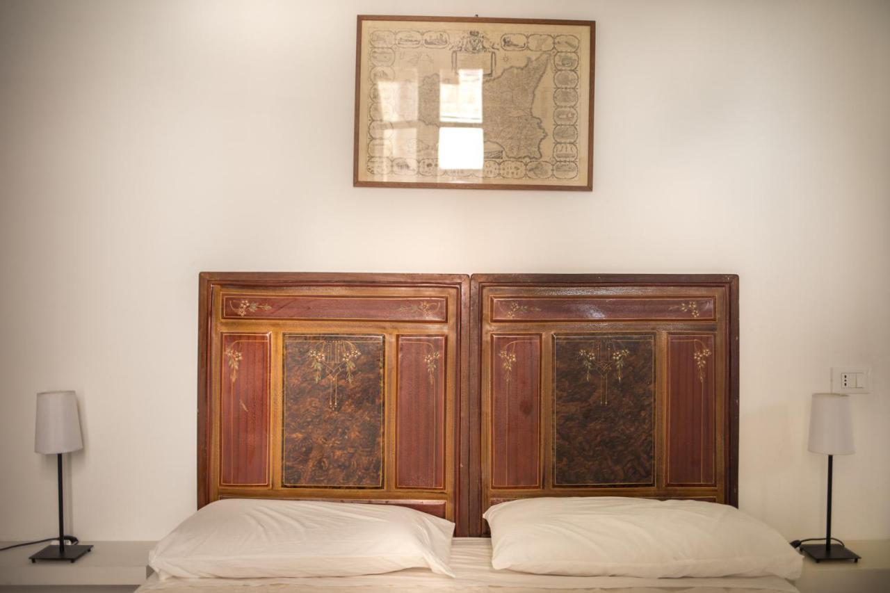パレルモ Arte Bianca Bed & Breakfast エクステリア 写真