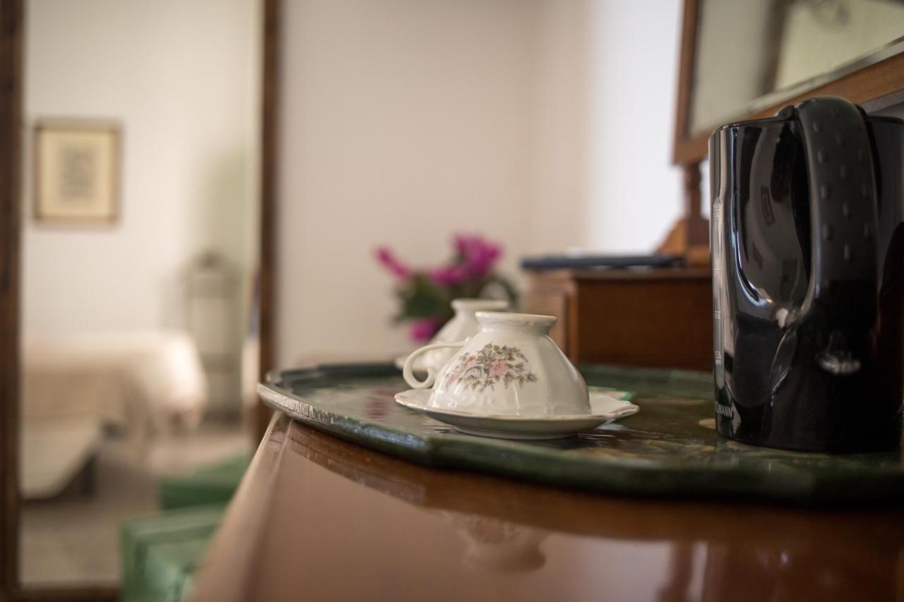 パレルモ Arte Bianca Bed & Breakfast エクステリア 写真